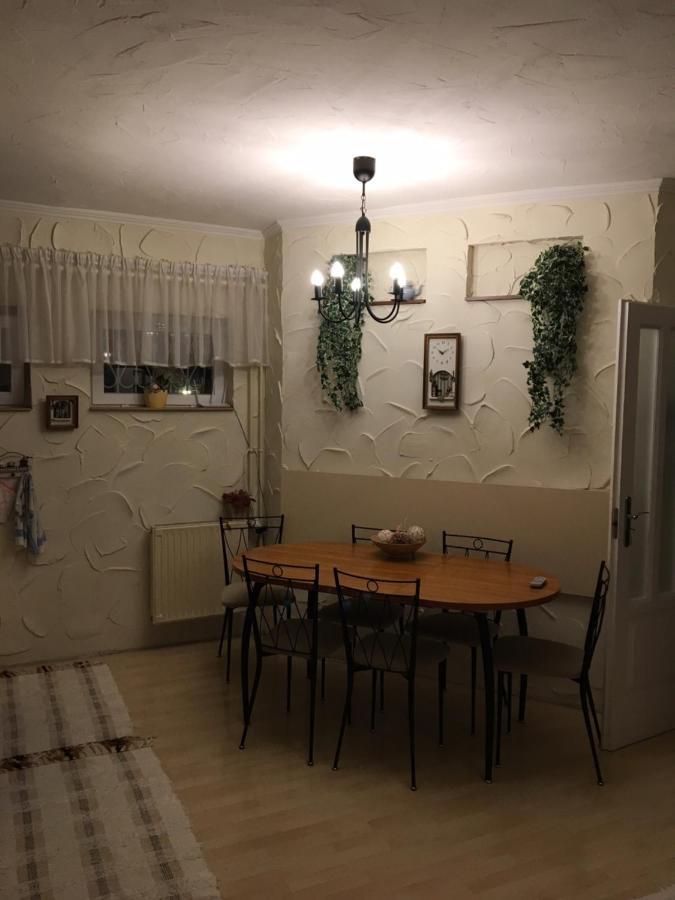 Tocc Apartman Gyál Dış mekan fotoğraf