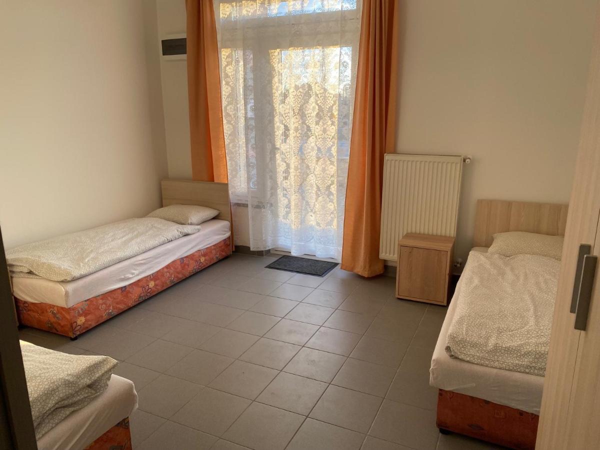 Tocc Apartman Gyál Dış mekan fotoğraf