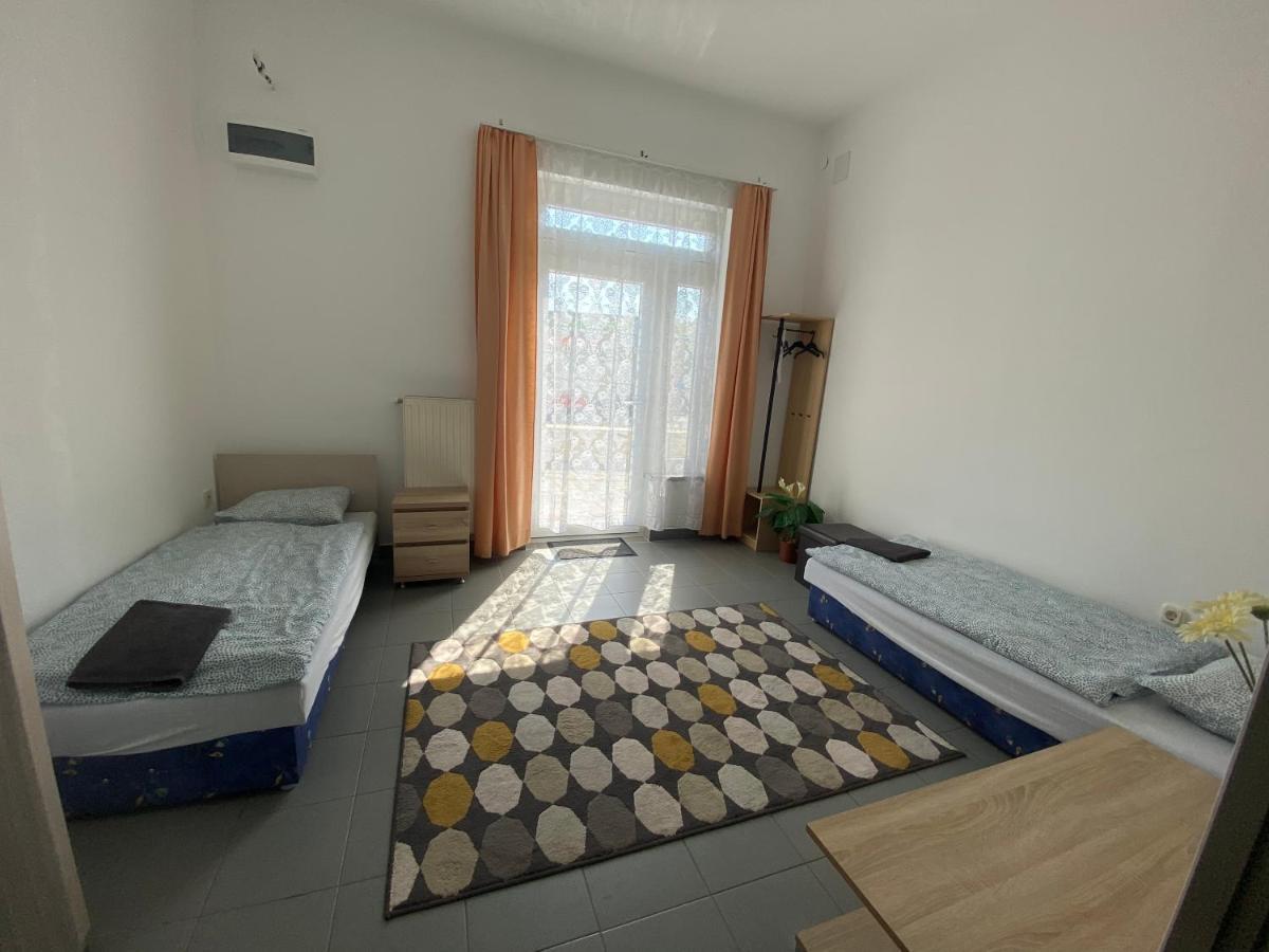 Tocc Apartman Gyál Dış mekan fotoğraf