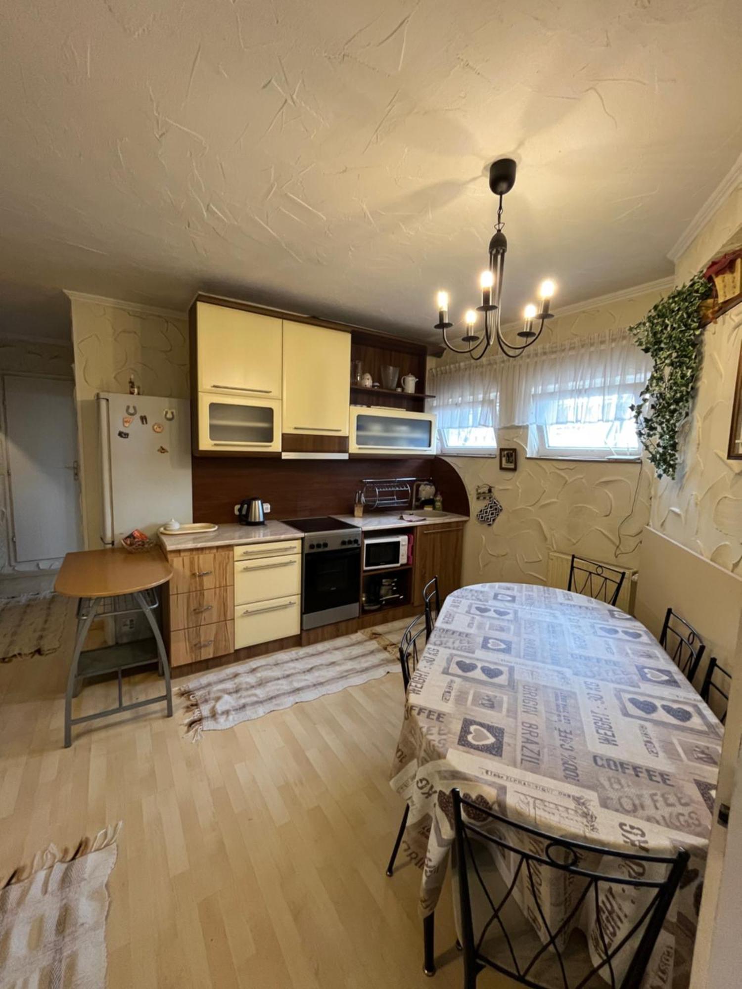 Tocc Apartman Gyál Dış mekan fotoğraf